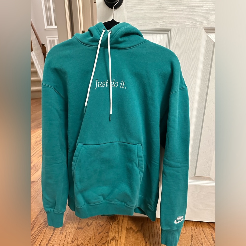 Nike Men’s Thick Hoodie
